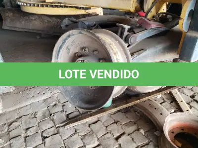 LOTE 006 - MOTONIVELADORA NEW HOLLAND, RG140B, diesel, ano e modelo 2009