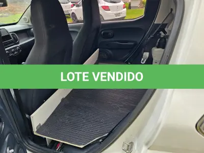 LOTE 003 - Um veículo automóvel FIAT/MOBI LIKE (Nacional) , cor branca, a álcool/gasolina, ano de fabricação e modelo 2019/2020, placa QTK9694