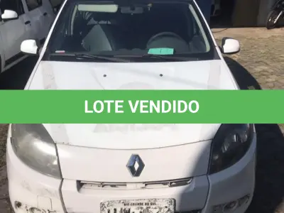 LOTE 018 - RENAULT/SAN DERO EXP 16HP