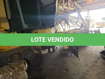 LOTE 006 - MOTONIVELADORA NEW HOLLAND, RG140B, diesel, ano e modelo 2009