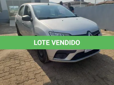 LOTE 006 - UM VEÍCULO RENAULT LOGAN LIFE 10MT, PLACA DRB-2J98, ANO 2019, MODELO 2020, COM APROX 140.000 KM