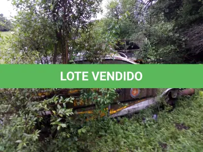 LOTE 042 - GM/CORSA SEDAN