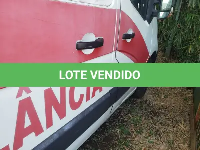 LOTE 005 - AMBULÂNCIA RENAULT/CHAPECO MASTERAMB, PLACA IWI-7946, ANO 2014, MODELO 2015