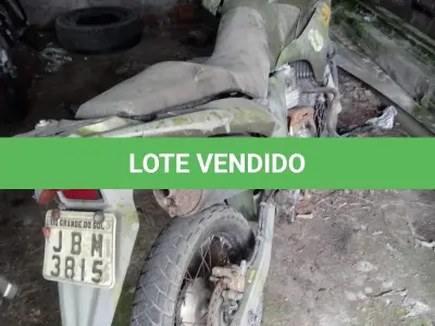 LOTE 063 - HONDA/XRE 300