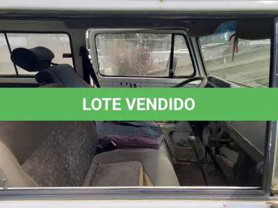 LOTE 014 - UM VEÍCULO VW/KOMBI, PLACAS INC-9250, ANO 2006, MODELO 2006