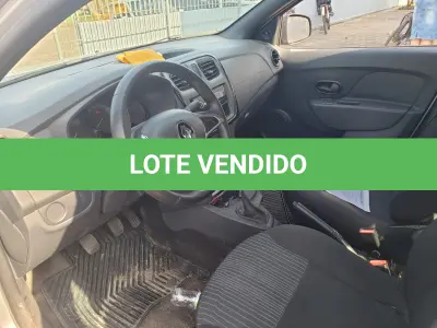 LOTE 006 - UM VEÍCULO RENAULT LOGAN LIFE 10MT, PLACA DRB-2J98, ANO 2019, MODELO 2020, COM APROX 140.000 KM