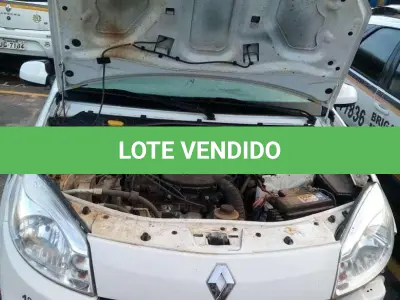 LOTE 092 - RENAULT/SAN DERO EXP 16HP