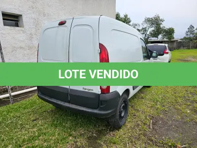 LOTE 001 - Um veículo caminhonete RENAULT KGOO EXPRESS16 (Importado) , cor branca, a álcool/gasolina, ano de fabricação e modelo2013/2014, placa MKT0115