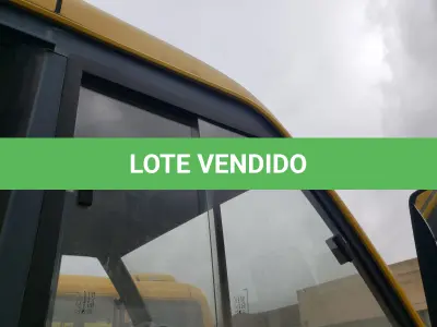 LOTE 011 - UM ÔNIBUS MARCOPOLO/VOLARE V8L ESC, DIESEL, PLACAS IPJ-2148, ANO 2008, MODELO 2009