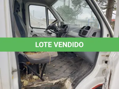 LOTE 010 - UMA AMBULÂNCIA FIAT/ DUCATO, DIESEL, PLACAS IOT-3284, ANO 2009, MODELO 2010