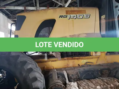 LOTE 006 - MOTONIVELADORA NEW HOLLAND, RG140B, diesel, ano e modelo 2009