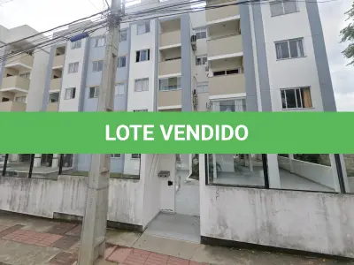 LOTE 001 - APARTAMENTO Nº 101 E BOX DE GARAGEM Nº 10, DO CONDOMÍNIO EDIFÍCIO VISTA DEL MARE, situado na Rua Adelina Schoroeder Pontes, nº 550, esquina com a Rua Josefina Borsatto, Bairro Serraria, Cidade de São José, Santa Catarina