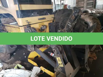LOTE 006 - MOTONIVELADORA NEW HOLLAND, RG140B, diesel, ano e modelo 2009
