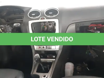 LOTE 077 - I/FORD FOCUS 2.0L FC