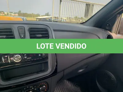 LOTE 006 - UM VEÍCULO RENAULT LOGAN LIFE 10MT, PLACA DRB-2J98, ANO 2019, MODELO 2020, COM APROX 140.000 KM