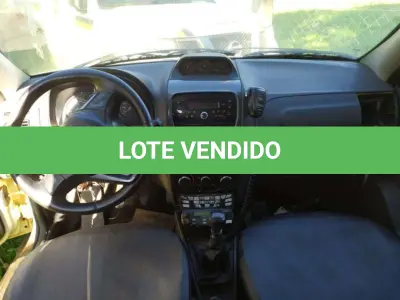 LOTE 011 - FIAT/WEEKEND ADVENTURE