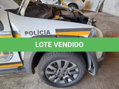 LOTE 021 - FIAT/WEEKEND ADVENTURE
