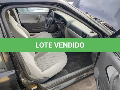 LOTE 100 - VW/SANTANA