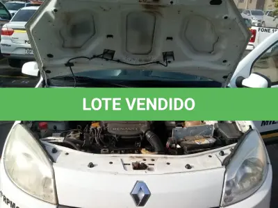 LOTE 102 - RENAULT/SAN DERO EXP 16HP