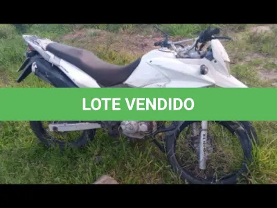 LOTE 084 - HONDA/XRE 300