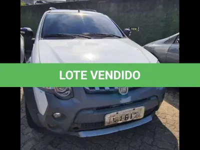 LOTE 182 - FIAT/WEEKEND ADVENTURE