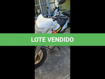 LOTE 176 - HONDA/XRE 300