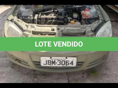 LOTE 195 - GM/PRISMA JOY