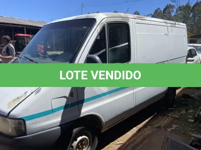 LOTE 004 - AMBULÂNCIA PEUGEOT/BOXER F330C TD, DIESEL, PLACAS IMV-2402, ANO 2005, MODELO 2006 (NÃO FUNCIONA)