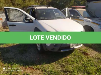 LOTE 208 - FIAT/WEEKEND ADVENTURE