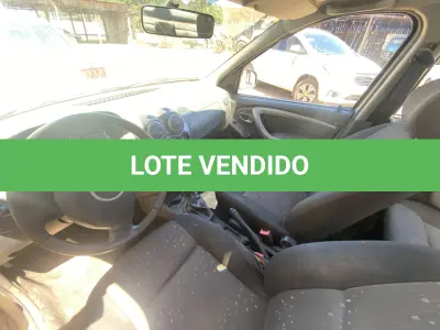 LOTE 006 - UM VEÍCULO RENAULT/LOGAN EXP 16HP, FLEX, PLACAS IUJ-1786, ANO 2013, MODELO 2013 (NÃO FUNCIONA)