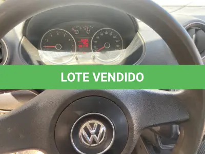 LOTE 005 - UM VEÍCULO VOLKSWAGEN/NOVO VOYAGE 1.0, FLEX, PLACAS IUE-6513, ANO 2013, MODELO 2013