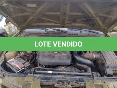 LOTE 207 - NISSAN/FRONTI ER LE 25 X4