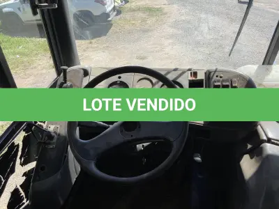 LOTE 002 - UM ÔNIBUS MERCEDES BENZ/OF 1620, DIESEL, PLACAS KGH-9502, ANO 1996, MODELO 1997 (SEM FUNCIONAMENTO)