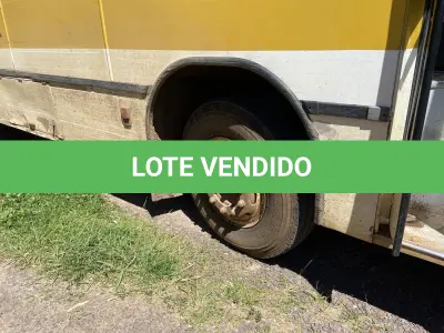 LOTE 003 - UM ÔNIBUS MERCEDES BENZ/OF 1620, DIESEL, PLACAS IEY-6745, ANO 1996, MODELO 1996