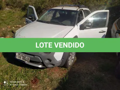 LOTE 208 - FIAT/WEEKEND ADVENTURE