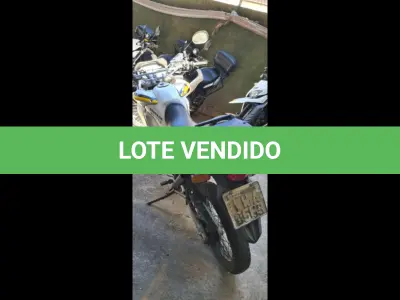 LOTE 176 - HONDA/XRE 300