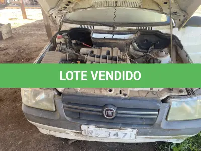 LOTE 013 - UM VEÍCULO FIAT/UNO MILLE ECONOMY, FLEX, PLACAS IRA-3471, ANO 2010, MODELO 2011 (EM ESTADO DE SUCATA)