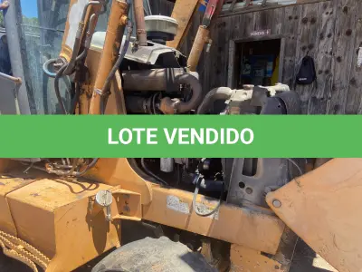 LOTE 018 - RETROESCAVADEIRA CASE 580M, DIESEL, ANO/MODELO 2008