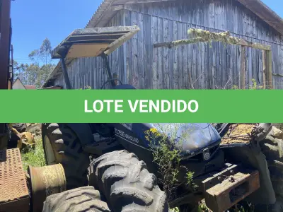 LOTE 022 - TRATOR NEW HOLAND/ TL75E, DIESEL (EM ESTADO DE SUCATA)