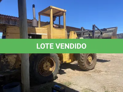 LOTE 012 - PÁ CARREGADEIRA MICHIGAN 55C, DIESEL, ANO/MODELO 1993