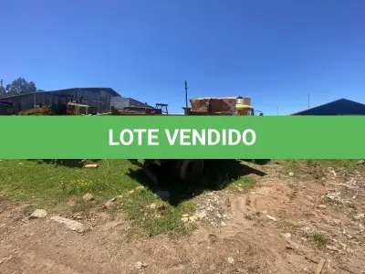 LOTE 020 - UM CAMINHÃO MERCEDES BENZ/ 1513, DIESEL, ANO/MODELO 1992 (EM ESTADO DE SUCATA)