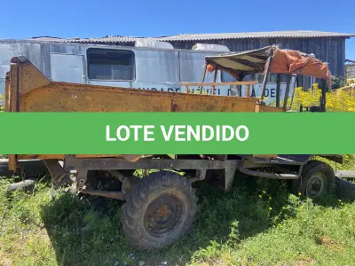 LOTE 024 - CARRETINHA AGRICOLA/ AGRALE, DIESEL (EM ESTADO DE SUCATA)