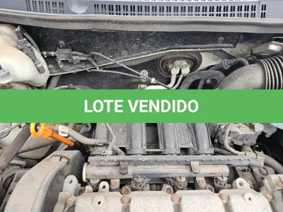 LOTE 001 - VW/NOVA SAVEIRO CE, placas IUW-1G44, ano 2013, modelo 2014, cor branca, álcool/gasolina, RENAVAM 586268618.