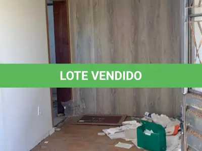 LOTE 003 - UM CONTAINER DE 12 METROS