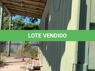 LOTE 003 - UM CONTAINER DE 12 METROS