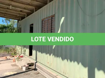 LOTE 003 - UM CONTAINER DE 12 METROS