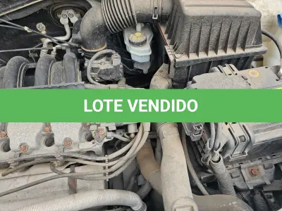 LOTE 001 - VW/NOVA SAVEIRO CE, placas IUW-1G44, ano 2013, modelo 2014, cor branca, álcool/gasolina, RENAVAM 586268618.