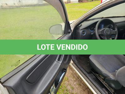LOTE 001 - GM/CELTA 3 PORTAS, PLACAS MGI-3580, ANO/MODELO 2003/2004, COR BRANCA, RENAVAM 818303484.