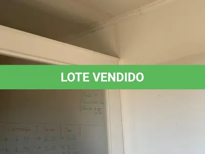 LOTE 003 - UM CONTAINER DE 12 METROS