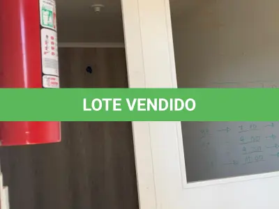 LOTE 003 - UM CONTAINER DE 12 METROS